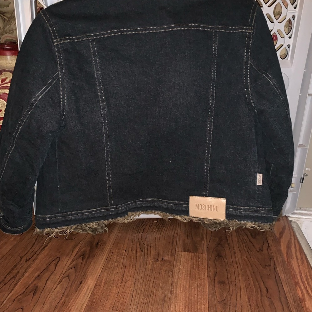 Moschino juniors Jean jacket with faux fur size 34 European=girls age 8/9 - Picture 7 of 9